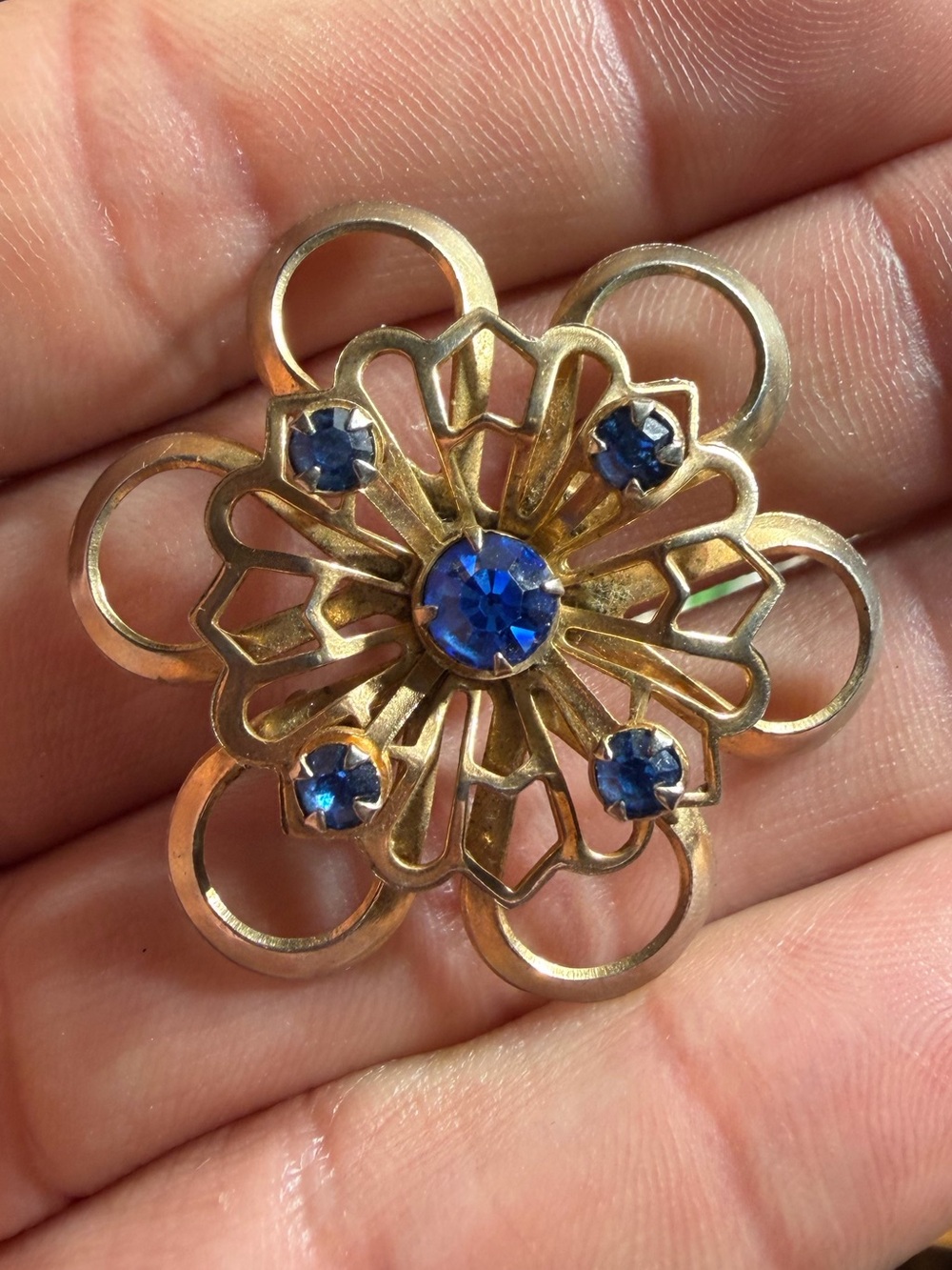 Vintage Gold-Tone Floral Brooch with Blue Crystals